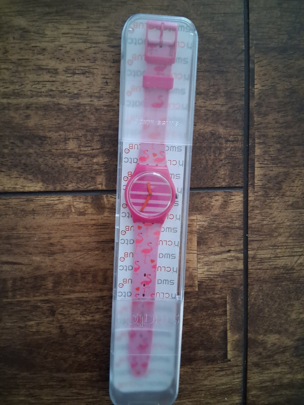 Swatch Collectable Watch Mami Peach G144 With Pink Flamingos Pattern